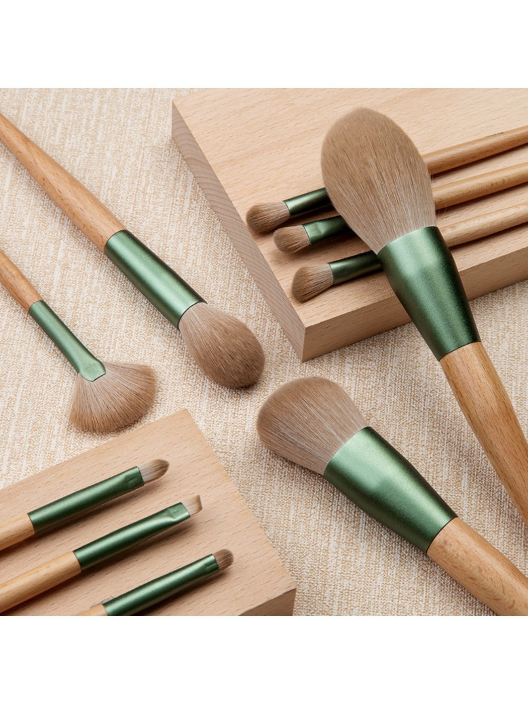 Smoosh - 10 Piece Green Makeup Brush Set