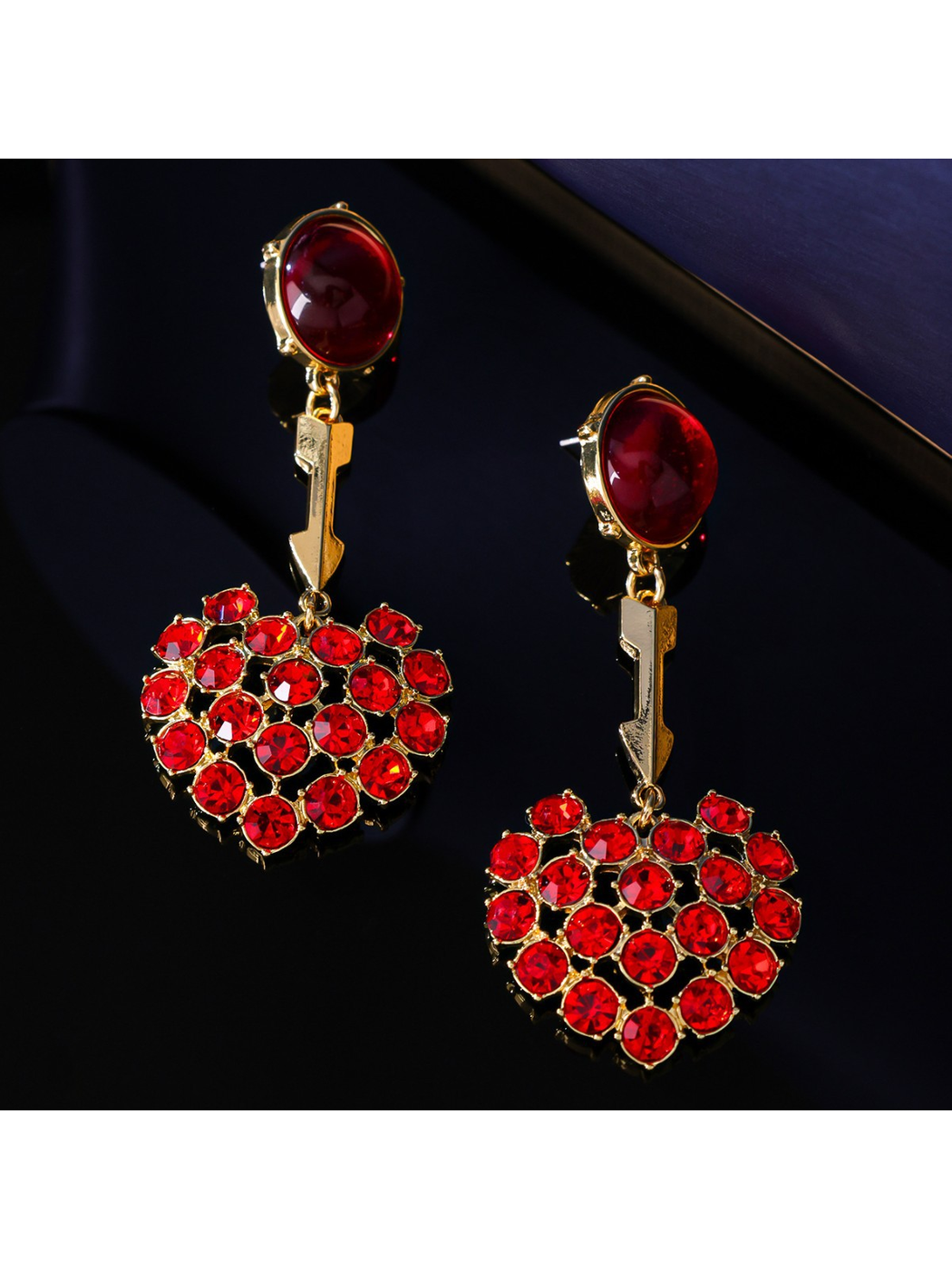 Earedge - Vintage Heart Drop Stud Earrings