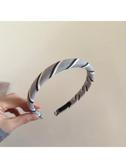 Gifty - Simple Headbands And Scrunchie