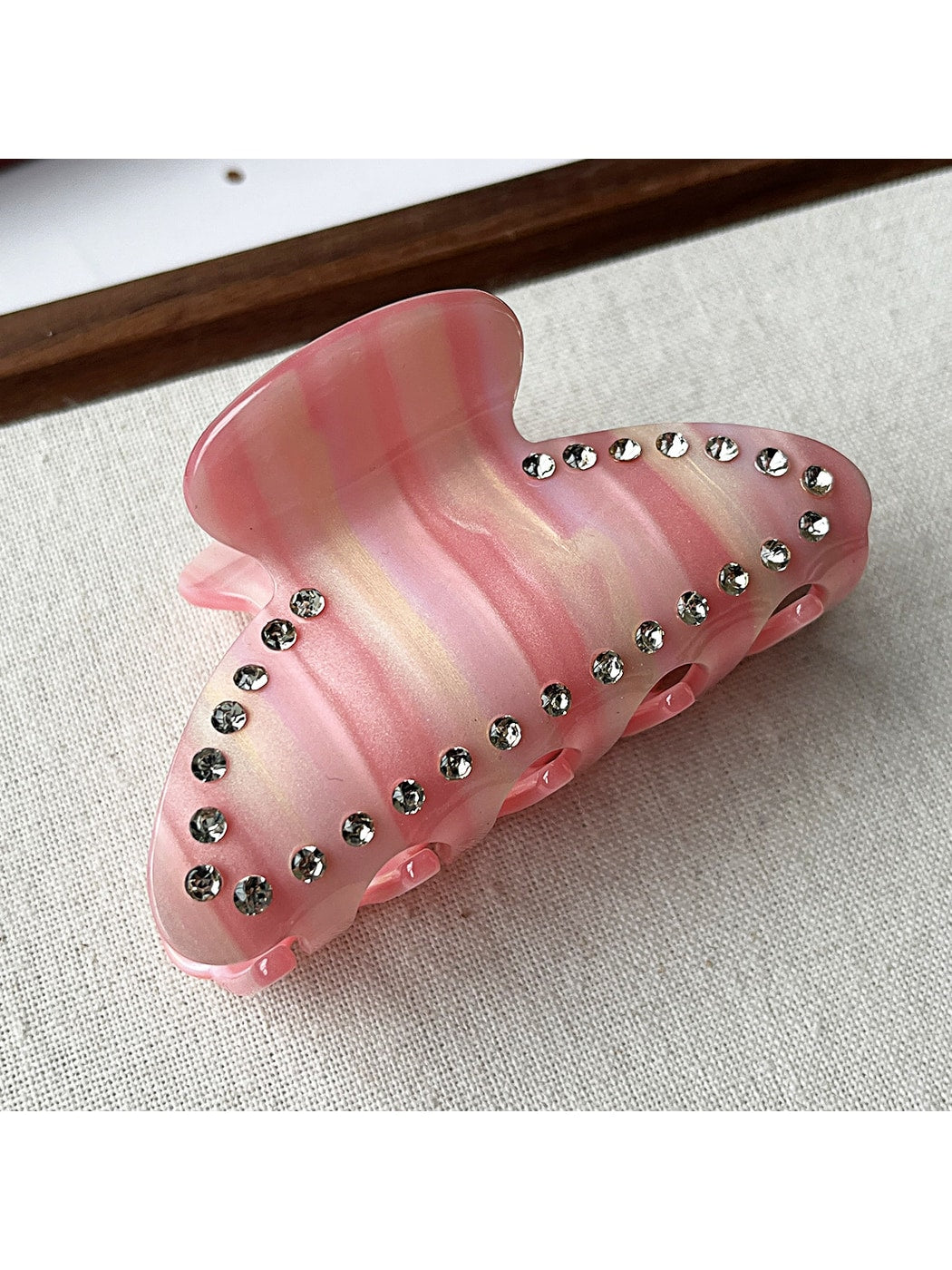 Beau - Glossy Geometric Acetate Fiber Hair Claw Clip