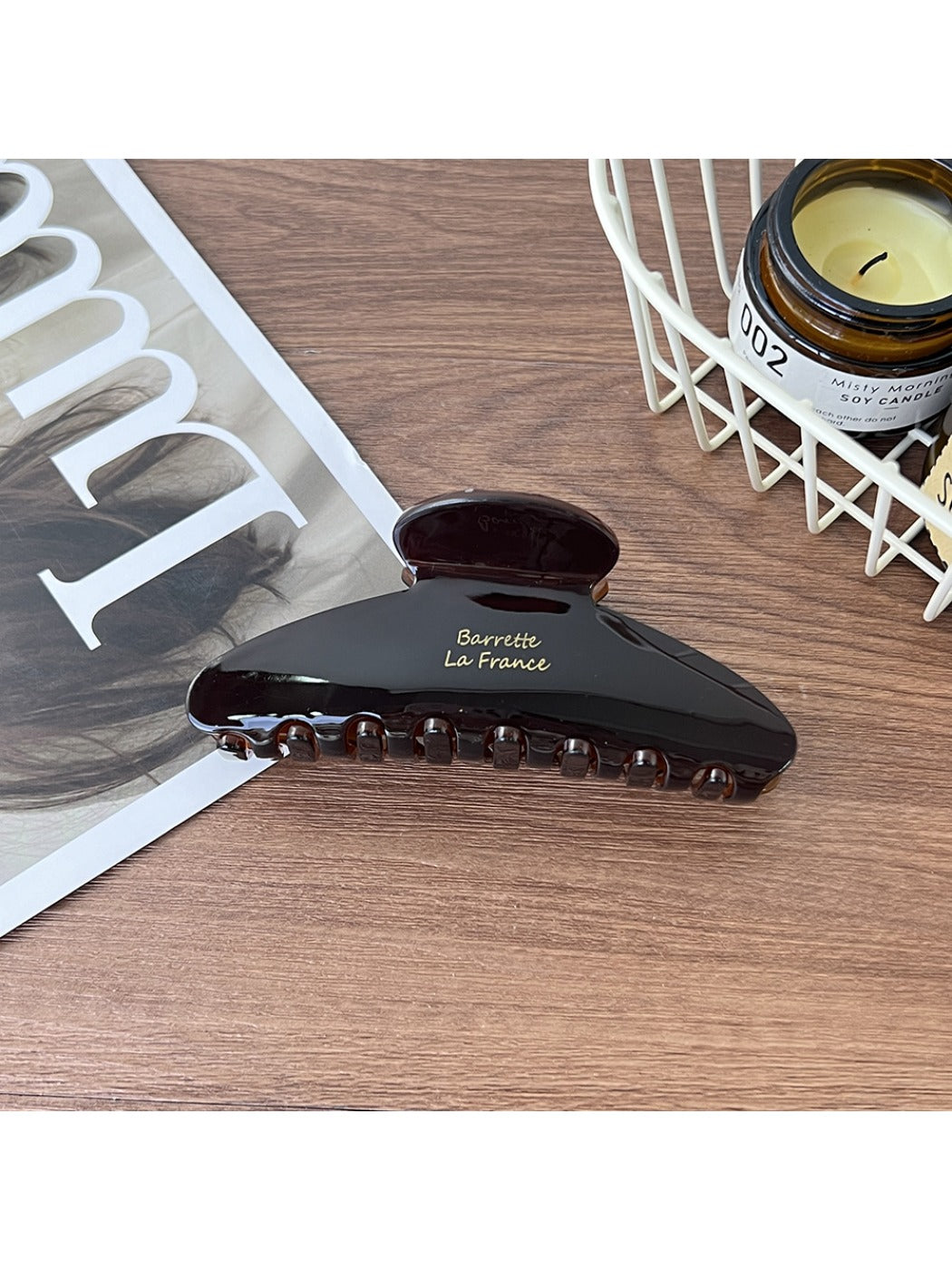 Beau - Elegant Oversized Half Moon Claw Clip