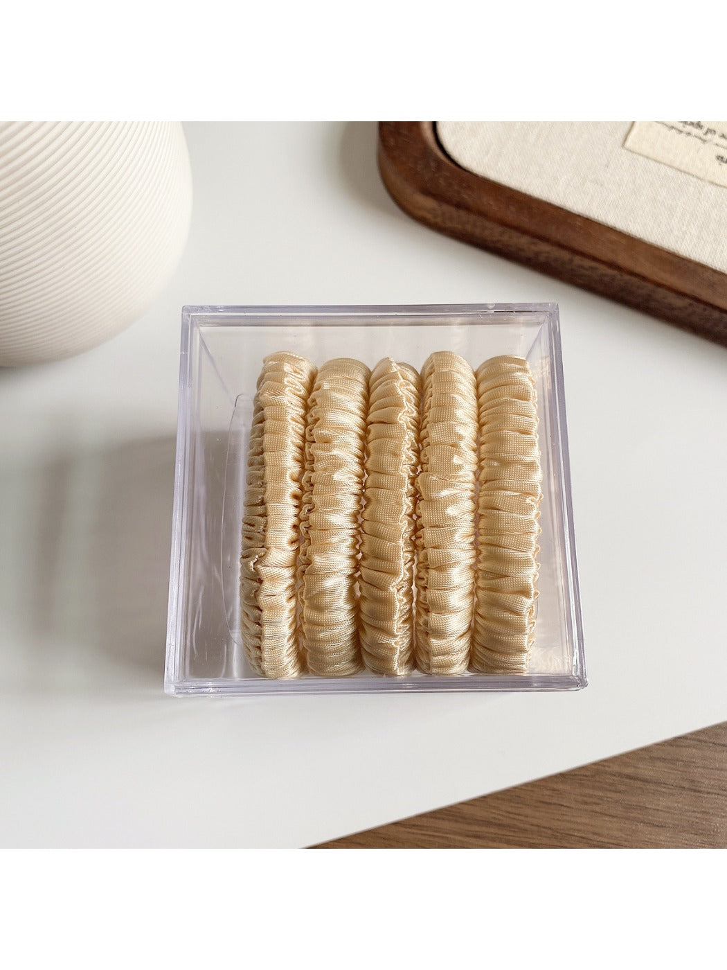 Gifty - Minimalist Satin Sausage-Shaped Hair Tie