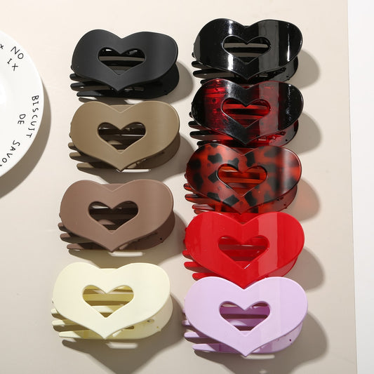 Beau - Heart Cutout Matte Hair Clip