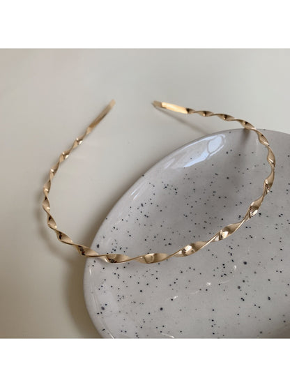 Gifty - Simple Vintage Wave Headband
