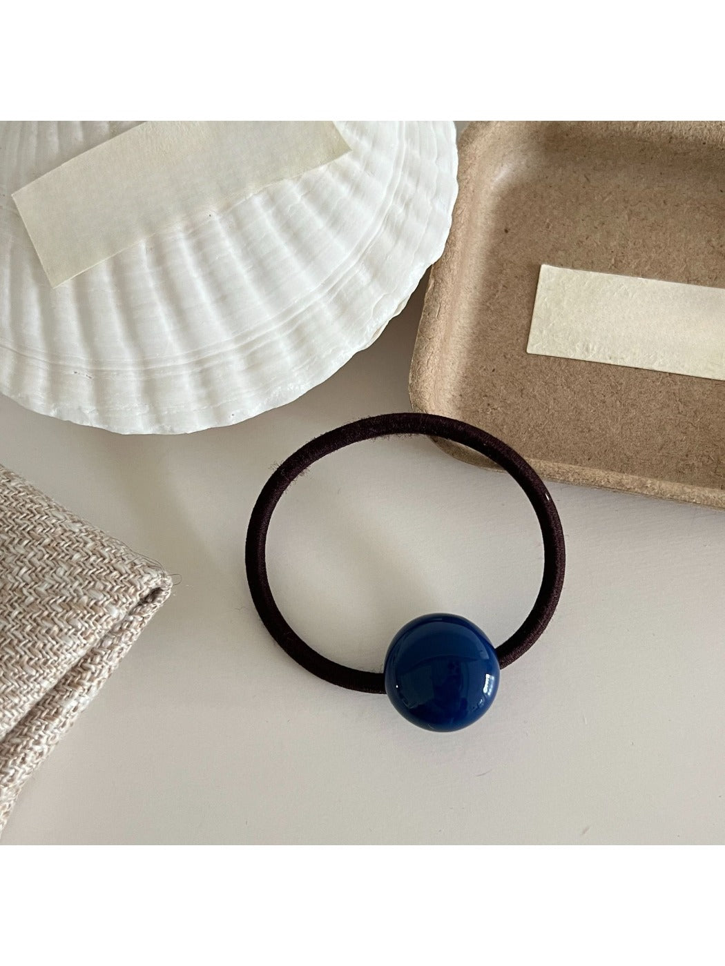 Gifty - Retro Round Pattern Hair Tie