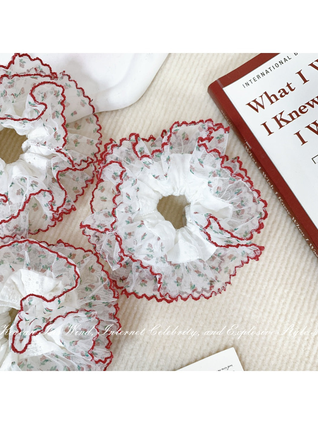 Gifty - Lace Floral Hair Loop