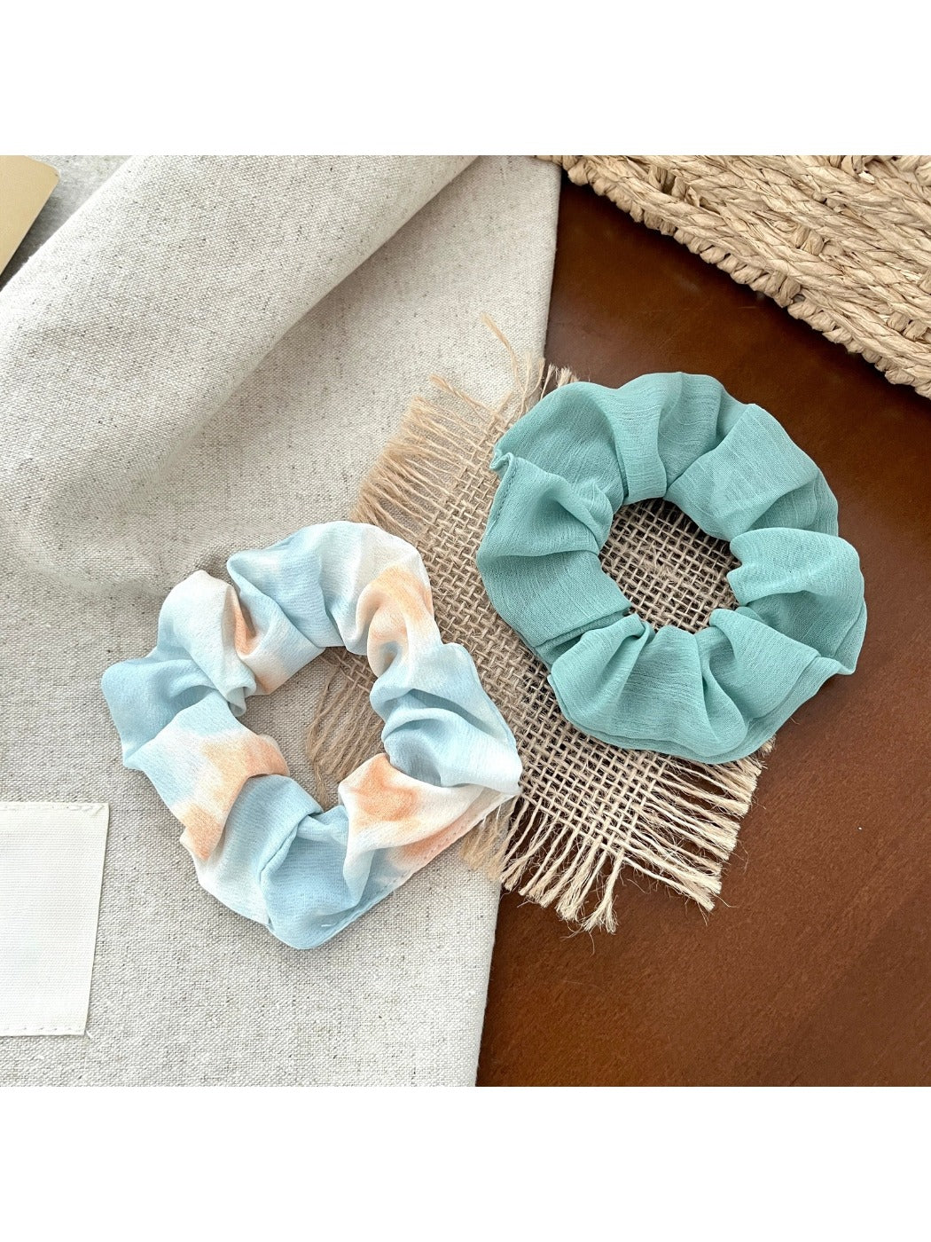 Gifty - Elegant Scrunchie Hair Tie Simple Versatile Fabric