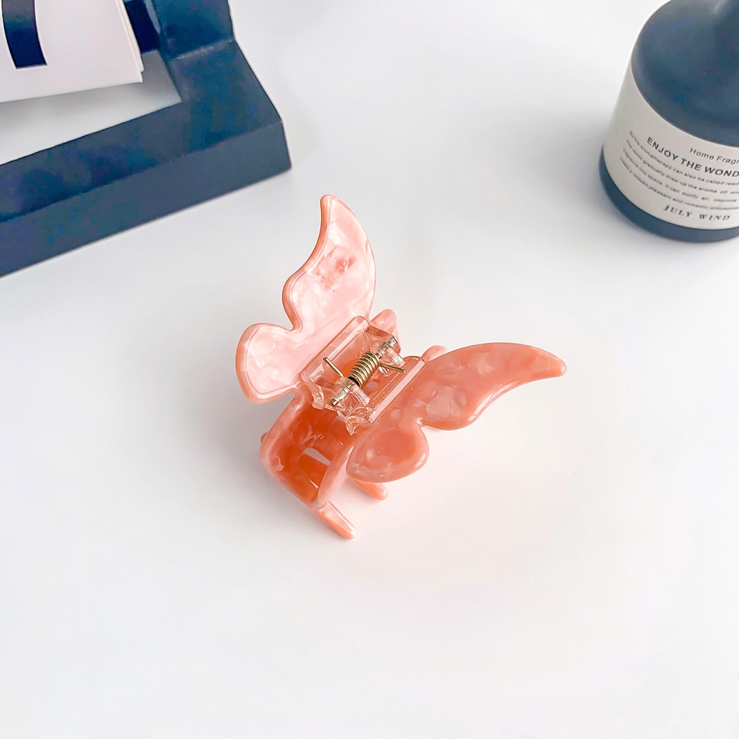 Beau - Simple Butterfly Shaped Claw Clip