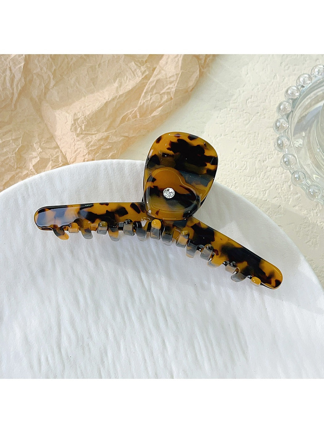 Beau - Minimalist Chic Acetate Hair Clip