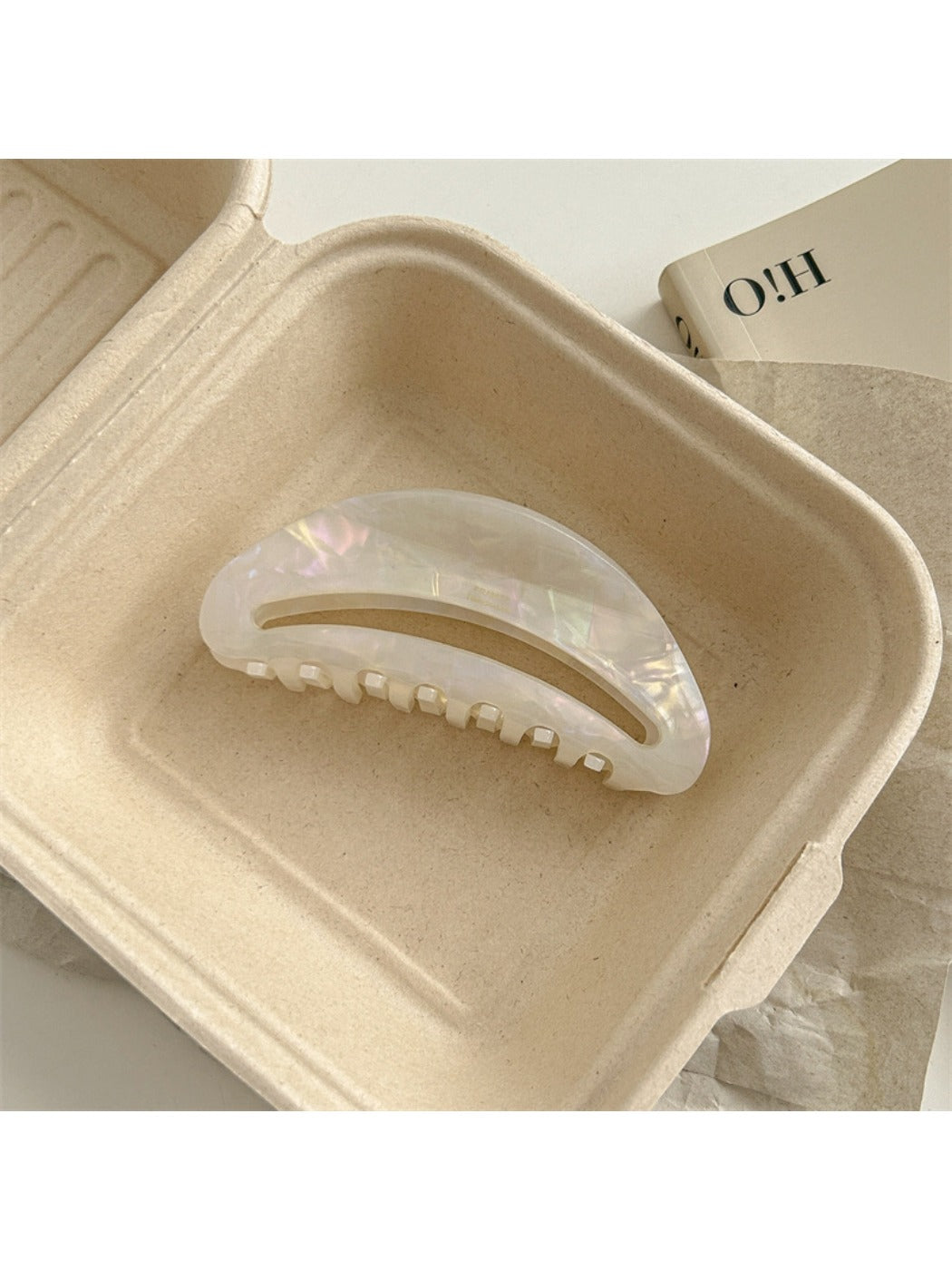 Beau - Iridescent Oval Claw Clip
