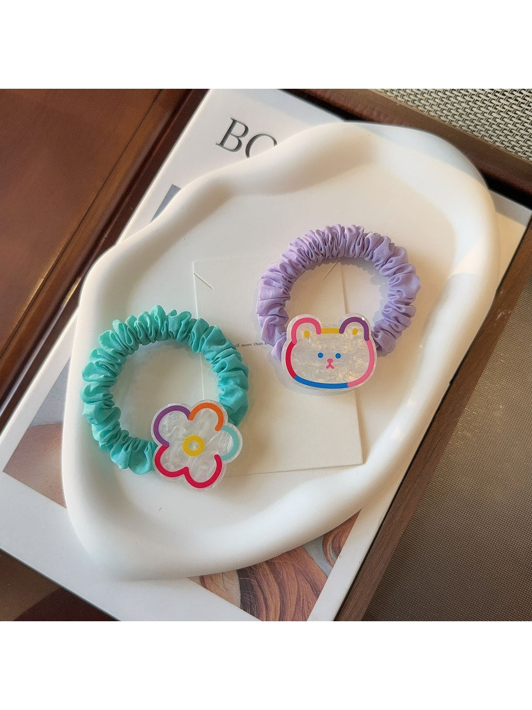 Gifty - Cute Acrylic Bear Smiley Flower Hair Tie