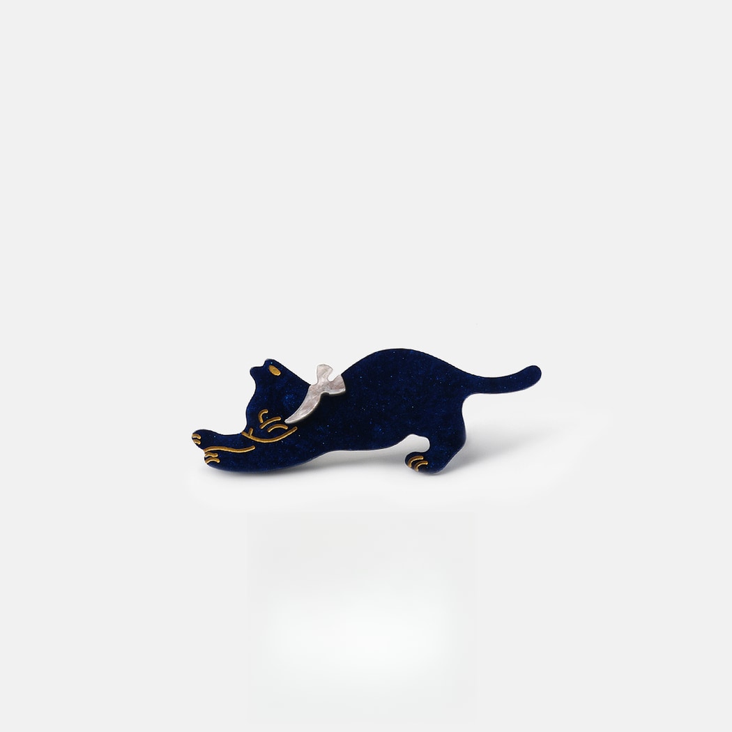 Beau - Playful Stretching Cat Acetate Side Hair Clip