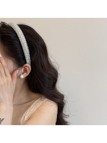 Gifty - Modern Minimalist Rhinestone Detail Padded Headband