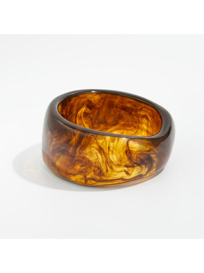 Lovra vintage ombre wide band bangle bracelet highlighting smooth finish