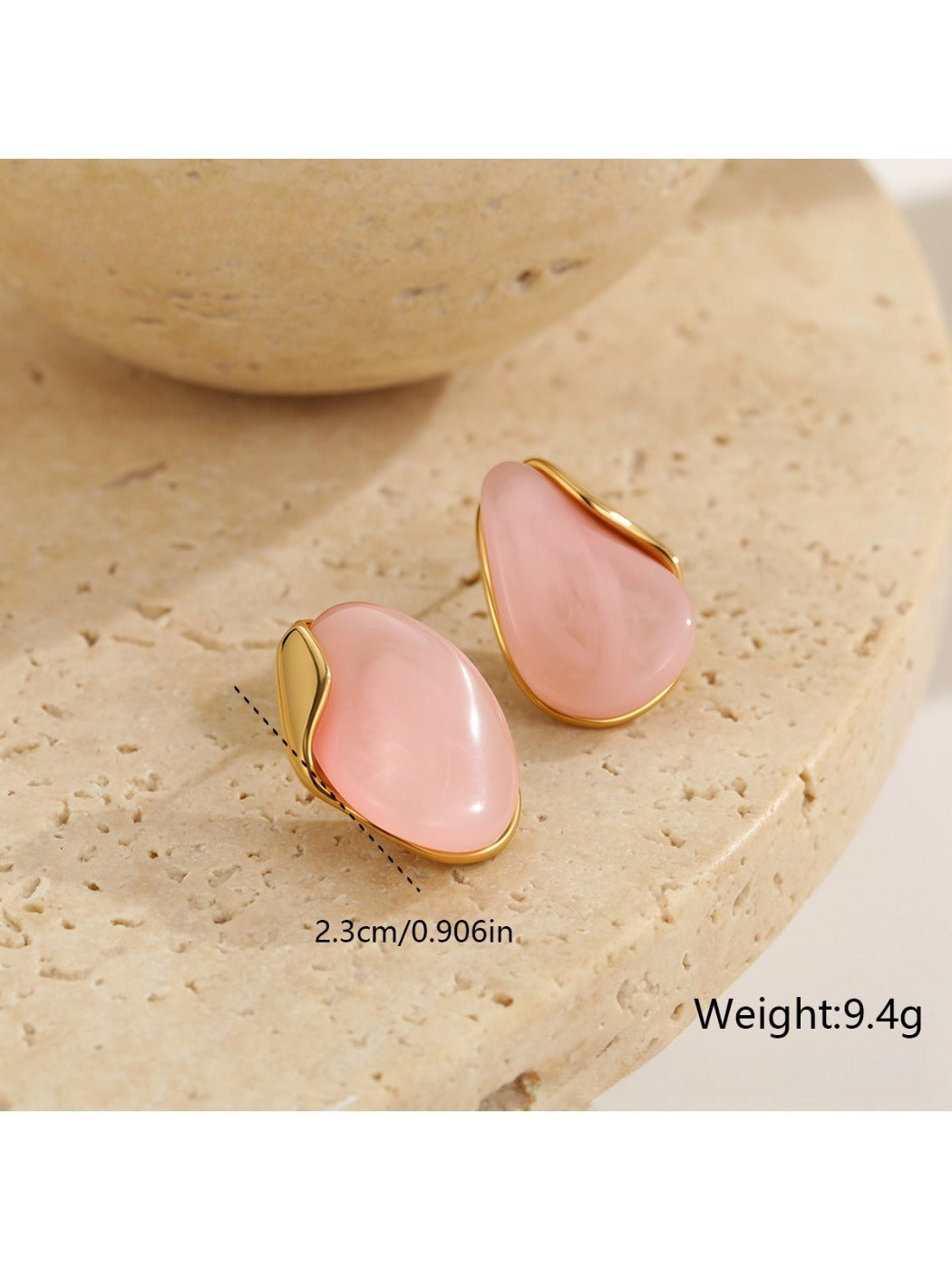 Earedge - Elegant Amber-Toned Earrings