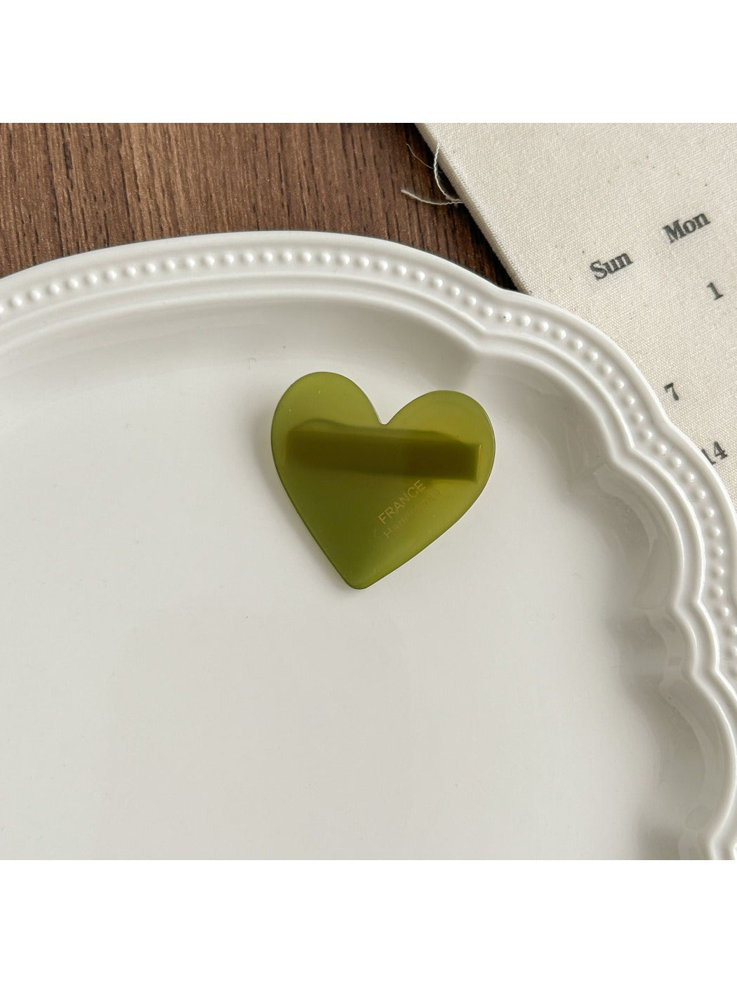 Beau - Sweet Heart Shaped Hair Clip