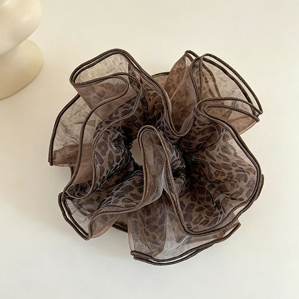 Gifty - Ruffled Leopard Print Polyester Scrunchie