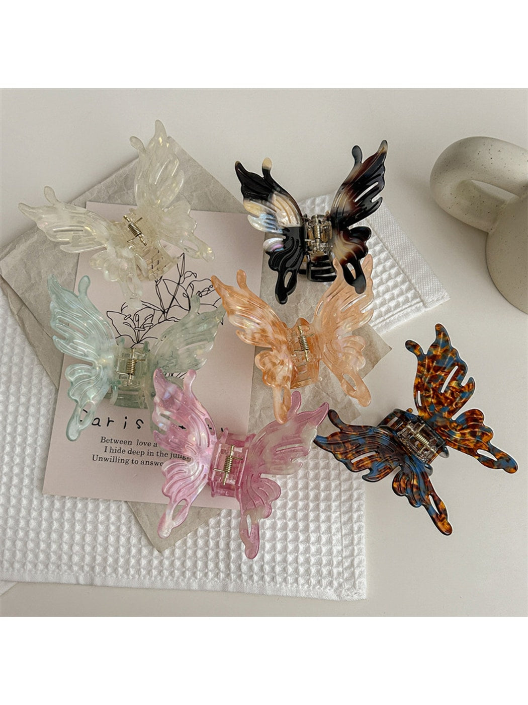 Beau - Elegant Acetate Fiber Butterfly Claw Clip