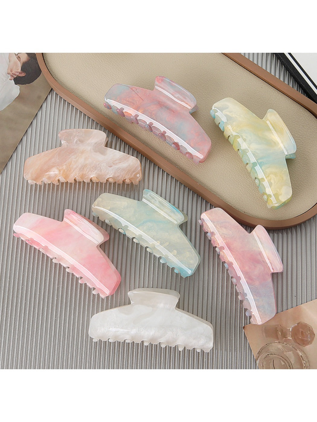 Beau - Ombre Minimalist Claw Clip