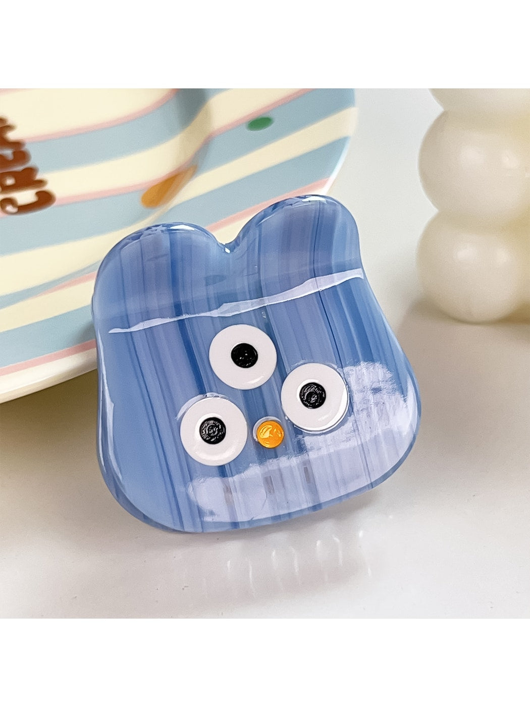 Beau - Playful Face Design Acetate Claw Clip