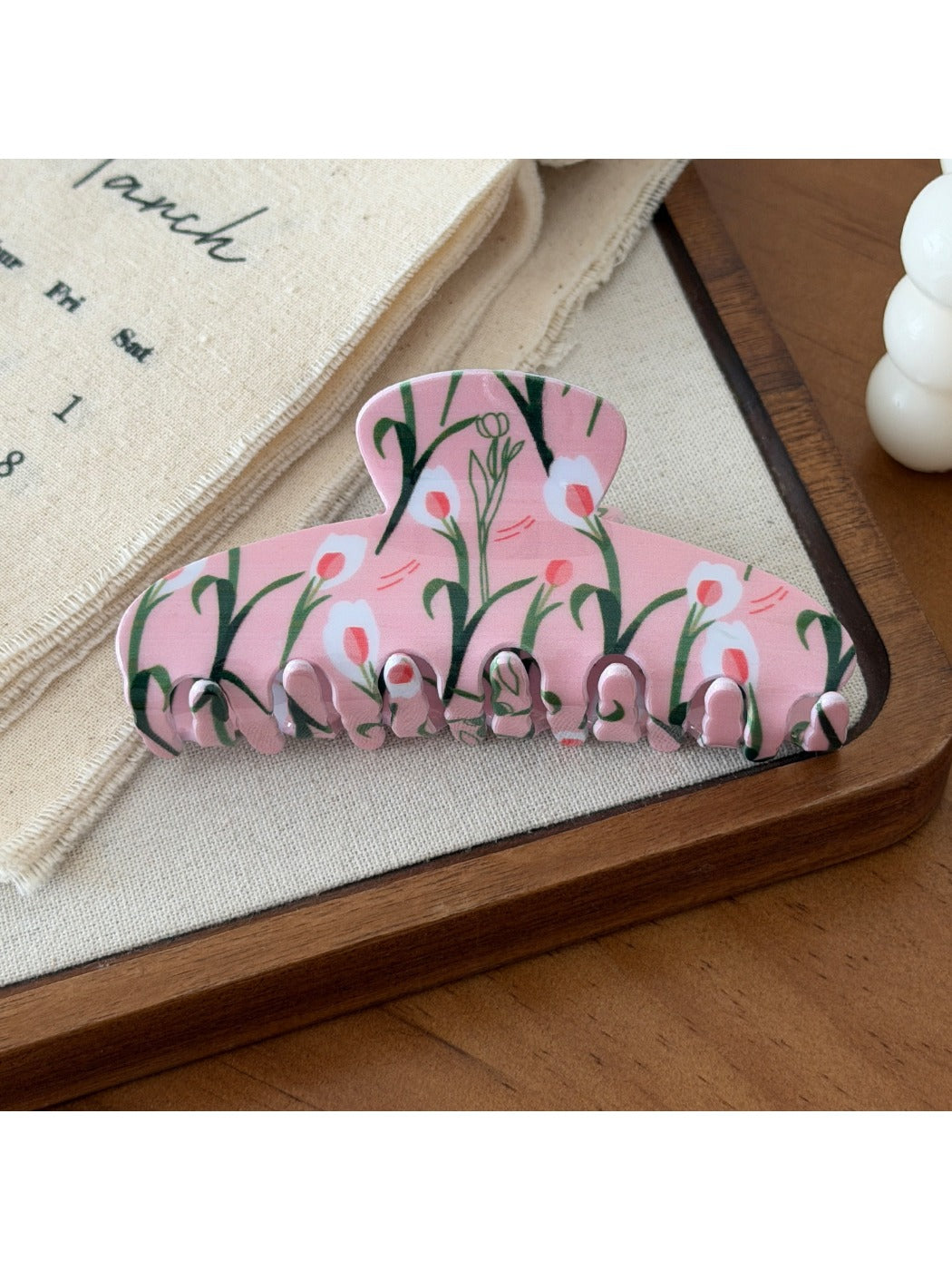 Beau - Printed Acrylic Floral Claw Clip