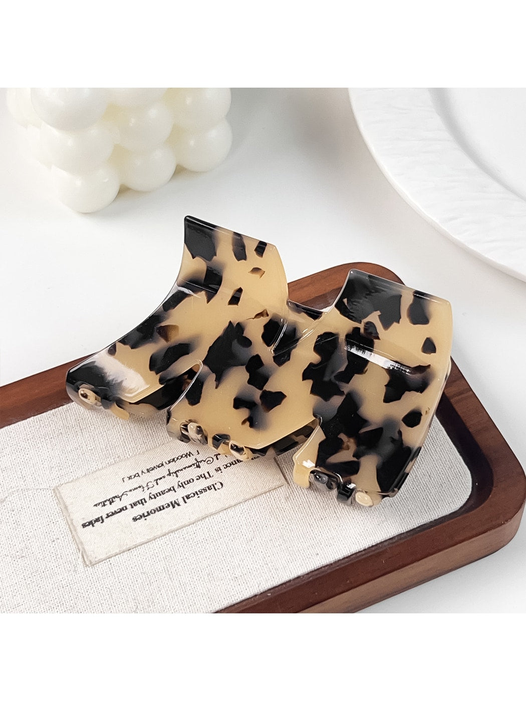 Beau - Glossy Marbled Acetate M Shape Claw Clip