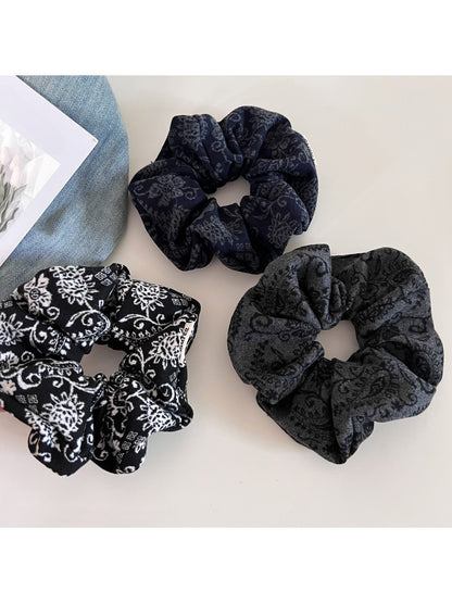 Gifty - Vintage Paisley Pattern Scrunchie Hair Hoop
