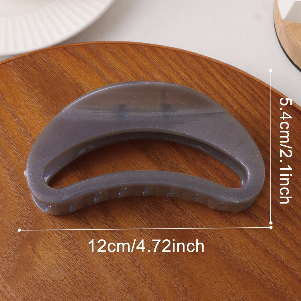 Beau - Minimal Curved Solid Claw Clip