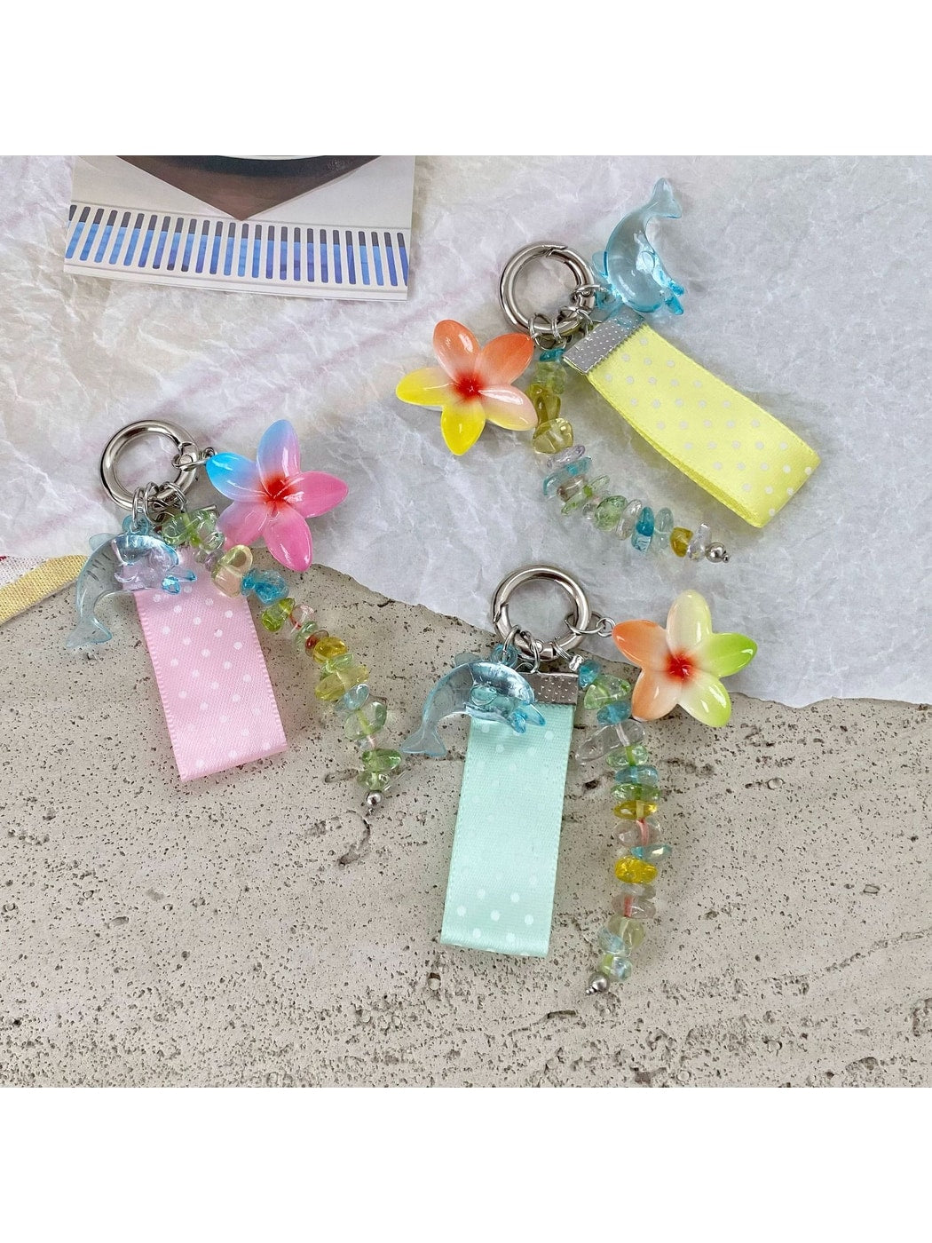 Keypus - Polka Dot Dolphin Beaded Bag Charm Keychain