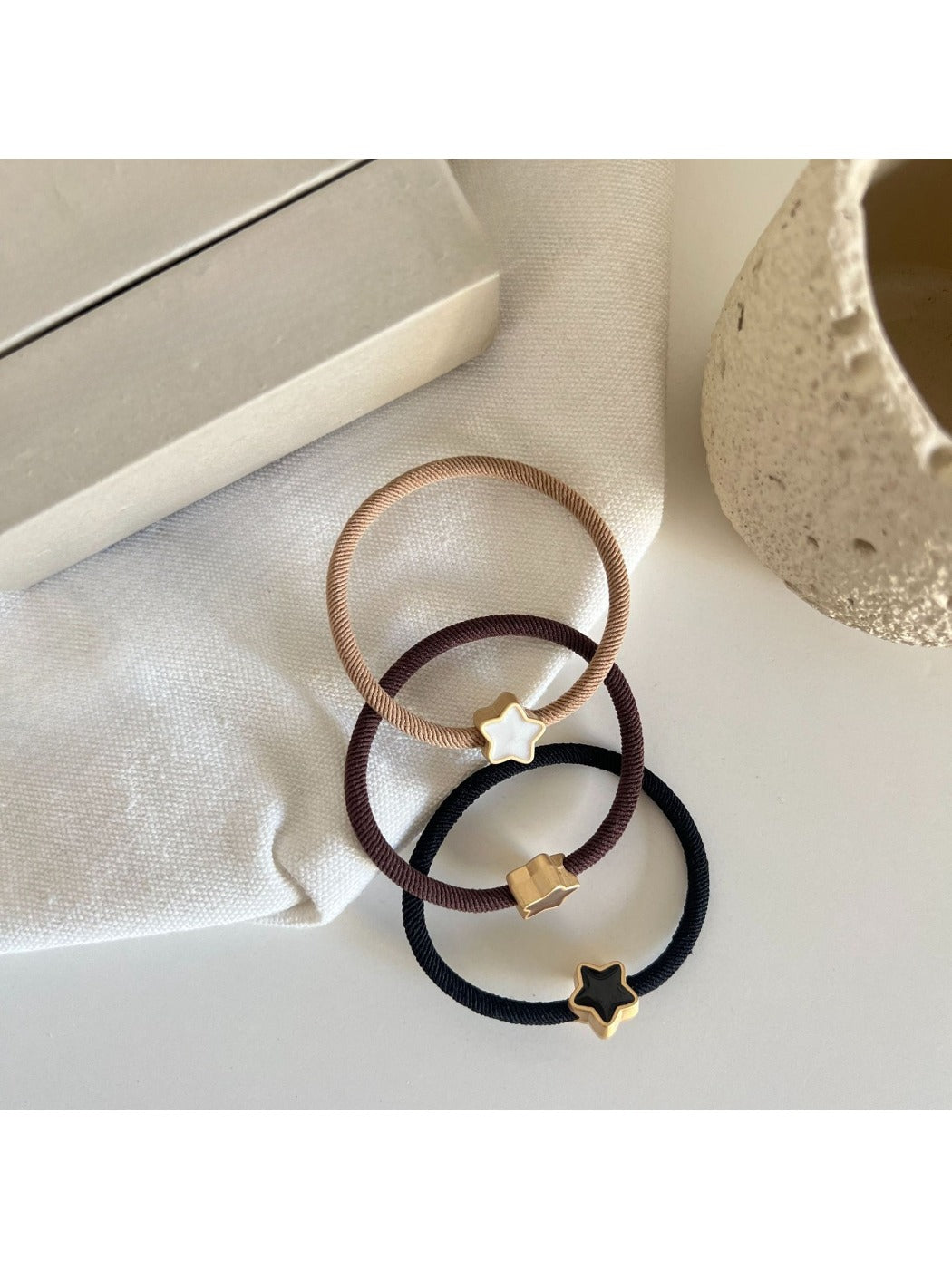 Gifty - Stylish Simple Hair Tie
