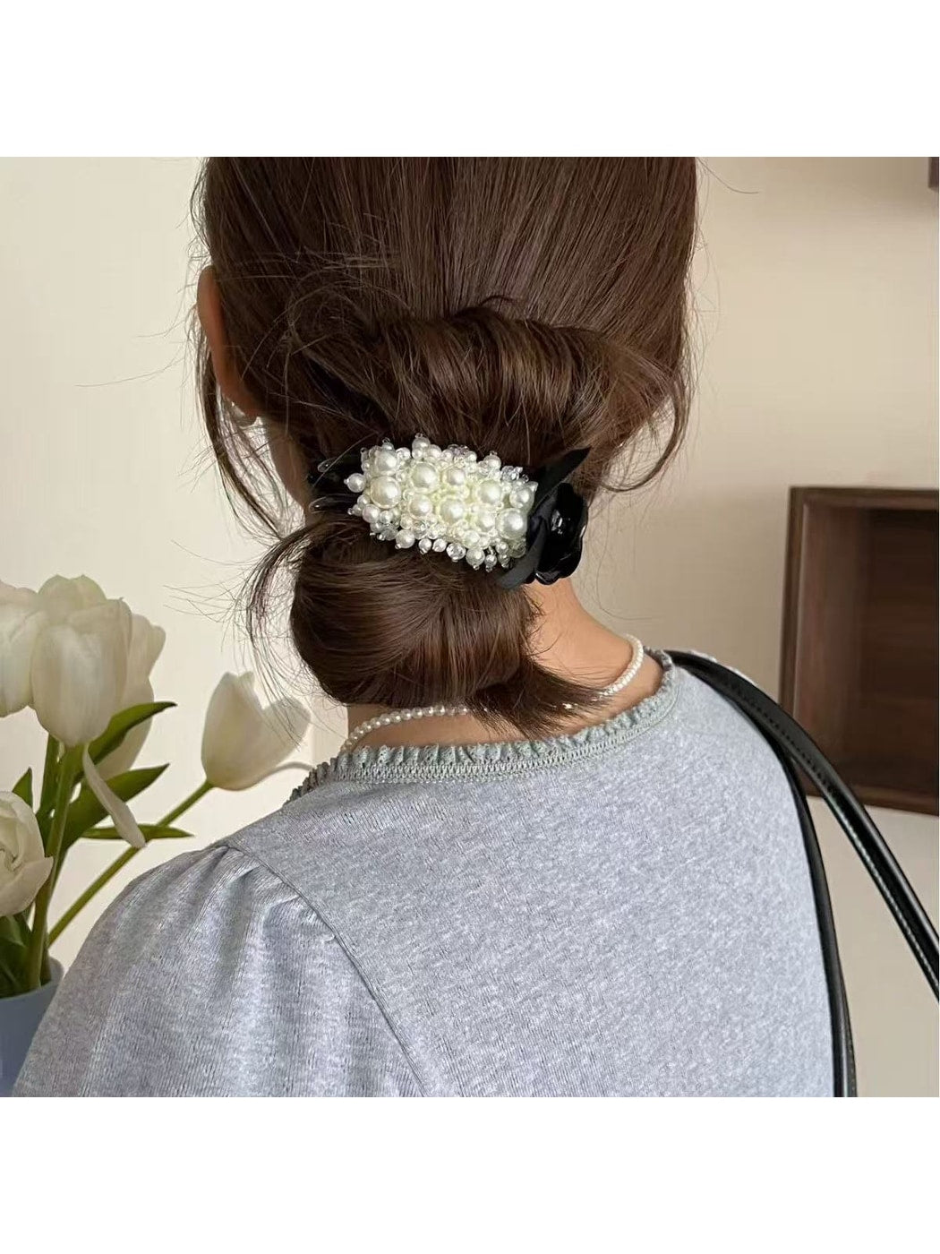Beau - Beaded Bow Accent Plastic Claw Clip