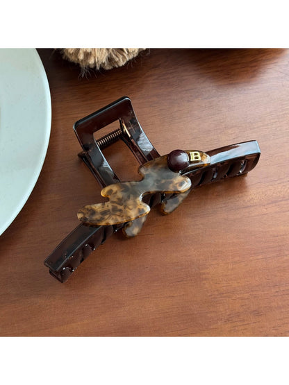 Beau - Retro Style Acrylic Geometric Claw Clip