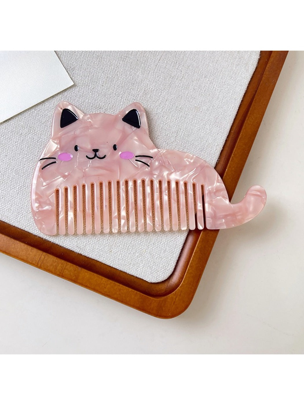 Camerow - Cute Cartoon Shaped Hair Comb