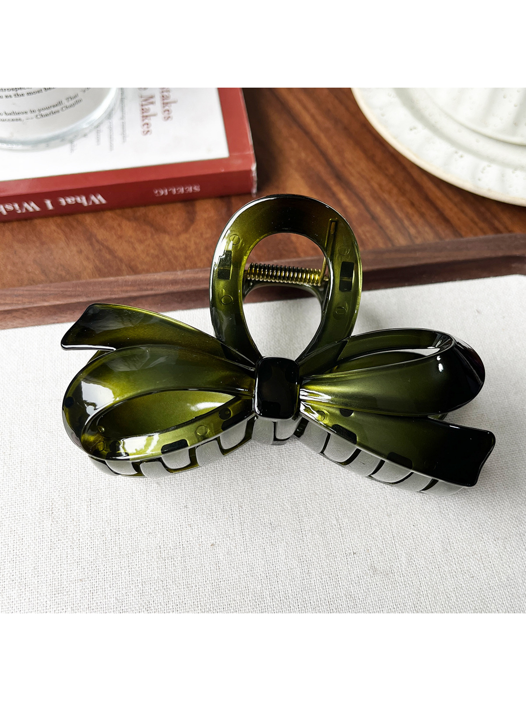 Beau - PC Bow Accent Geometric Ring Hair Claw Clip