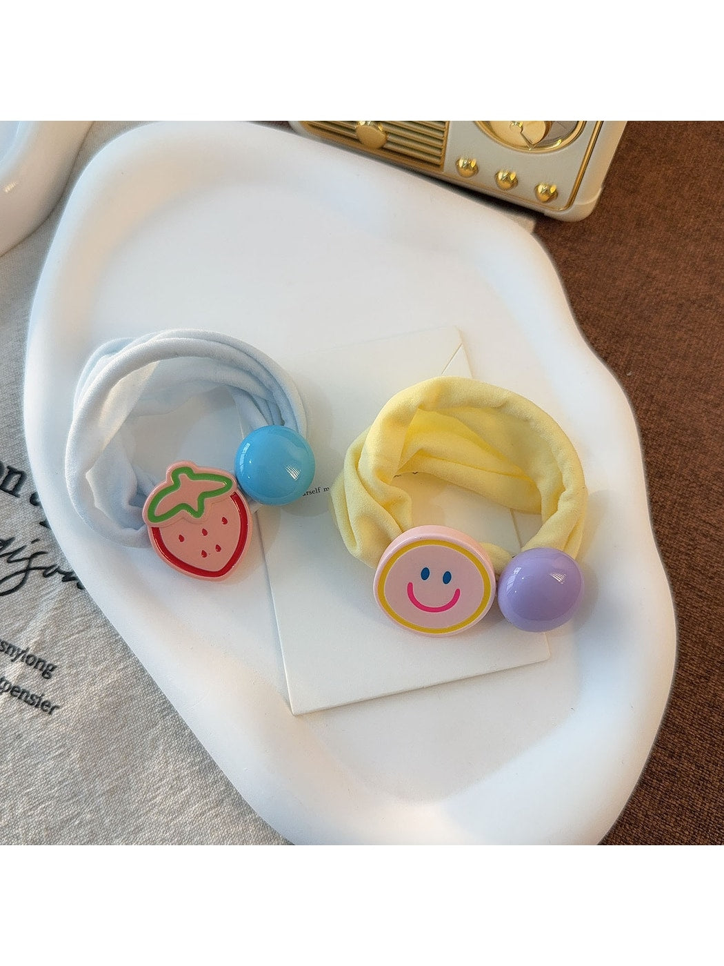 Gifty - Cute Strawberry Smiley Flower Decorative Hair Tie