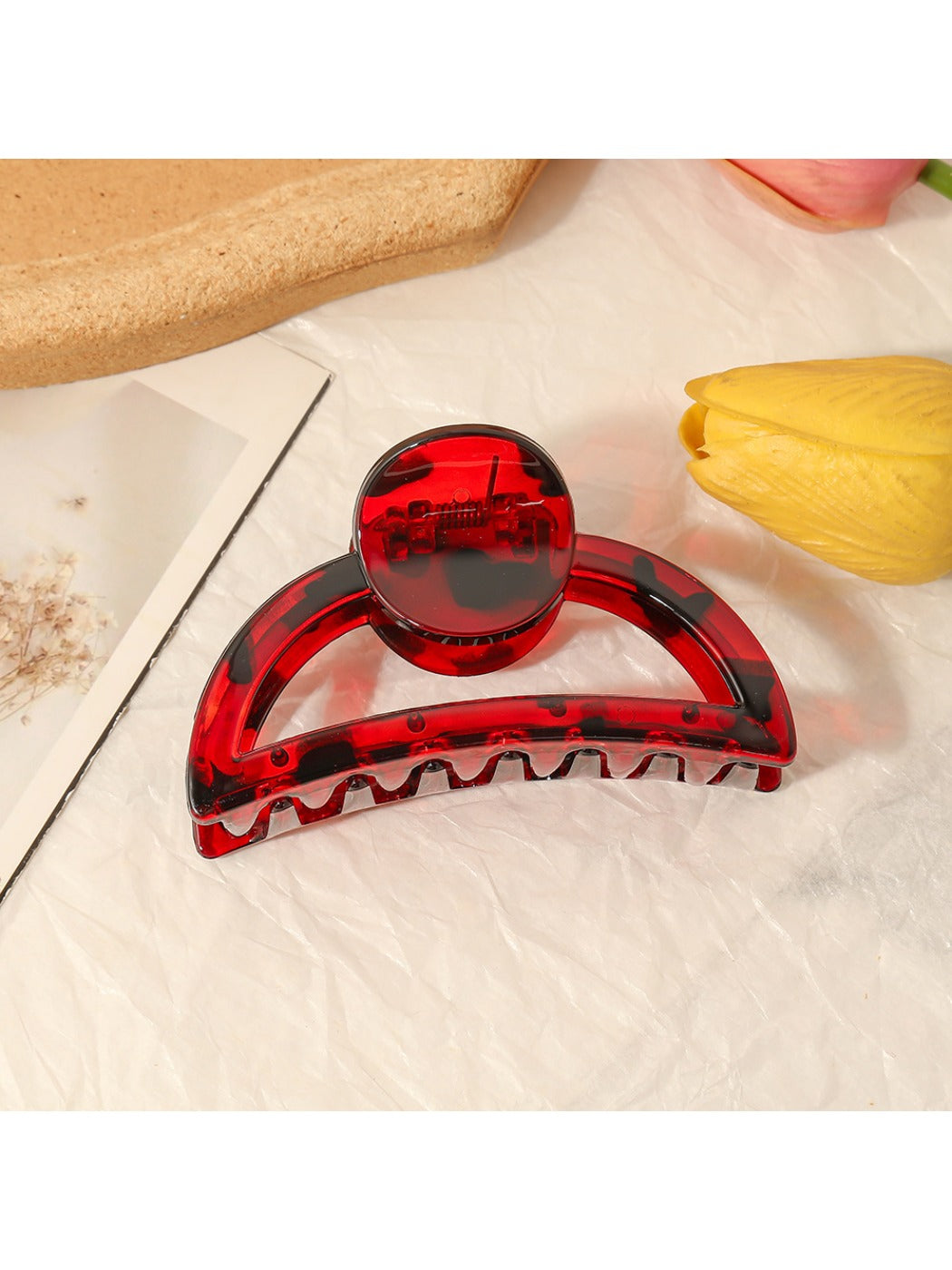 Beau - Premium Hollowed-Out Claw Clip