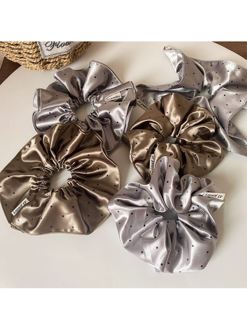 Gifty - Polka Dot Hair Ties And Headbands