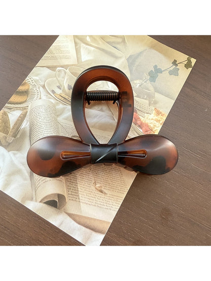 Beau - Cutout Bow Tie Hair Claw Clip
