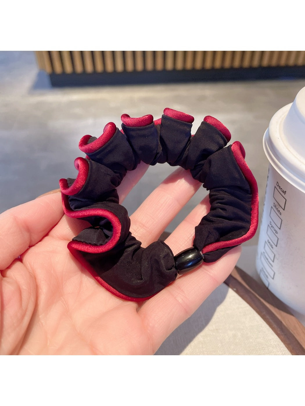 Gifty - Contrast Color Ruched Scrunchies