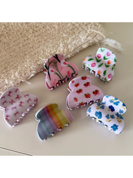 Beau - Cute Small Curved Hair Claw Clip