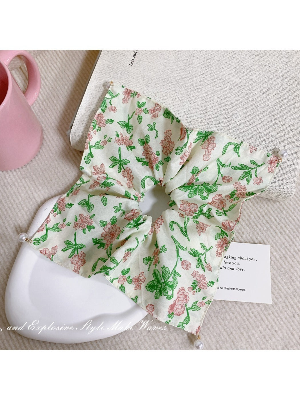 Gifty - Fresh and Broken Green Hair Loop