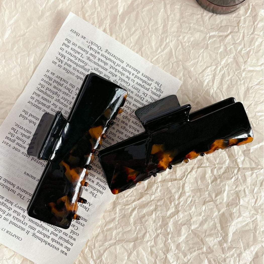 Beau - Black Brown Patterned Acetate Claw Clip