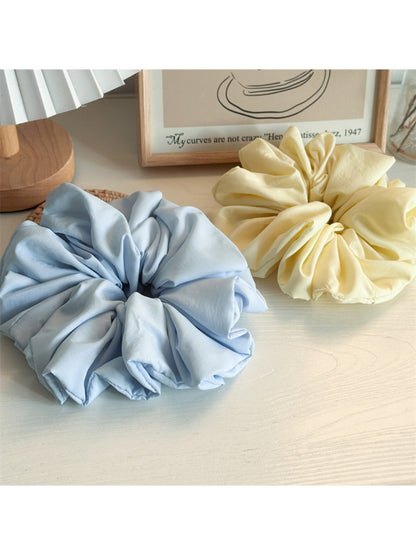 Gifty - Soft Cloud Hair Scrunchie