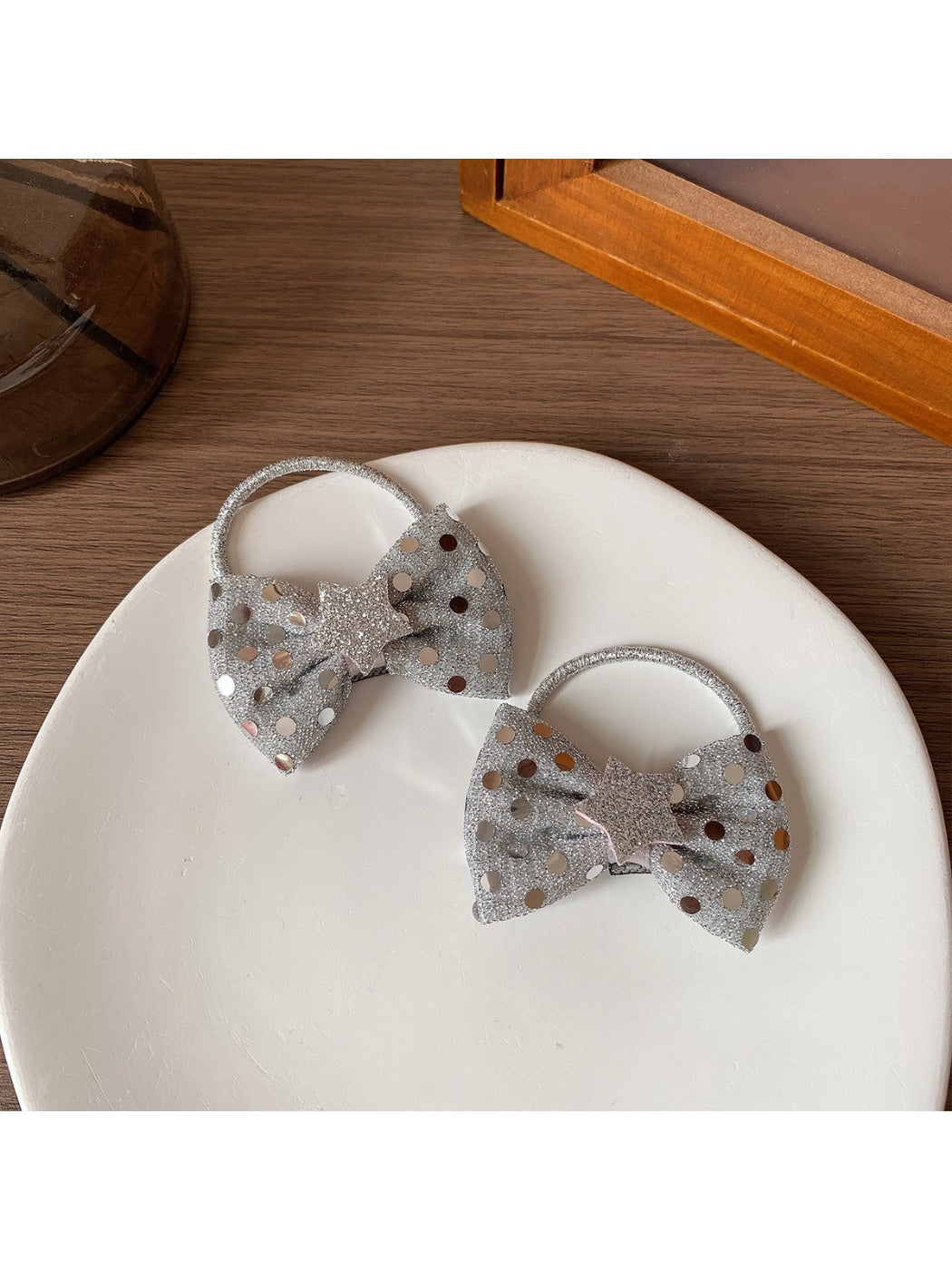 Gifty - Star Sequined Hair Tie
