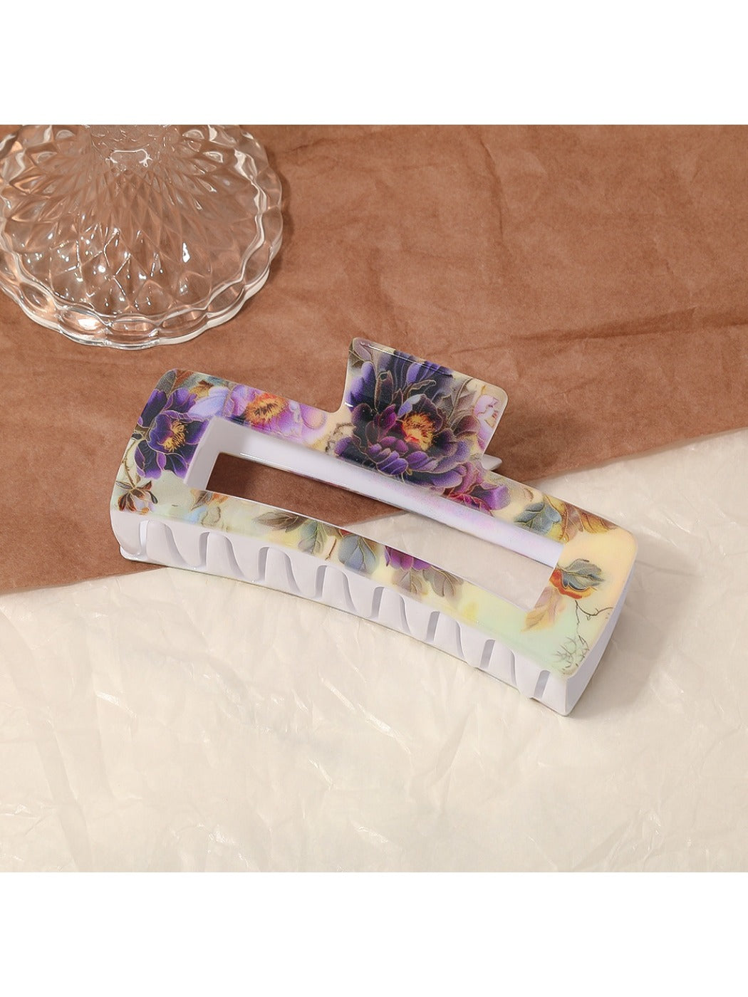 Beau - Classic Floral Pattern Hair Clip