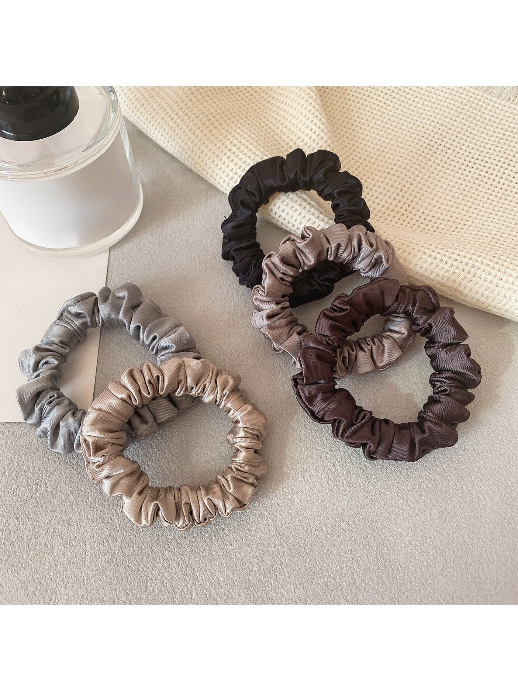 Gifty - High Elasticity Satin Scrunchie