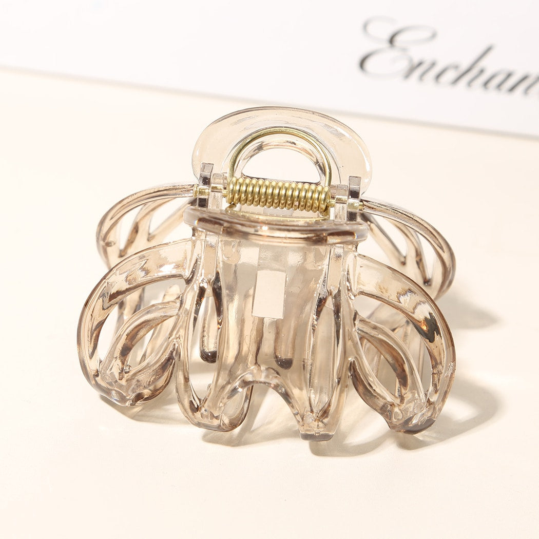 Beau - Glossy Openwork Leopard Pattern Claw Clip