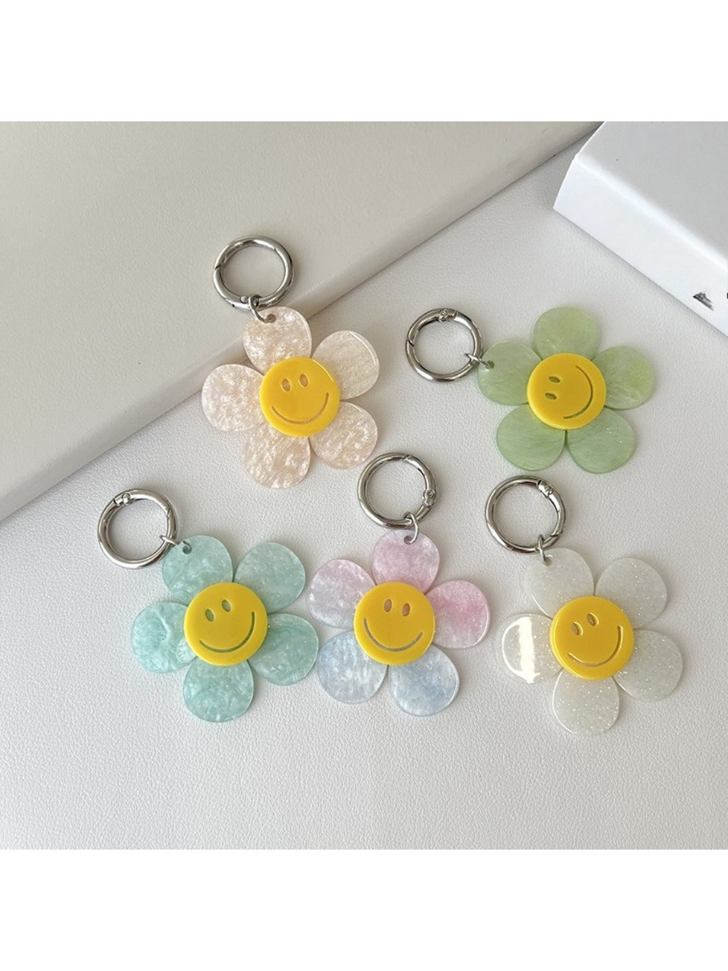 Keypus - Smiley Flower Keychain Charm