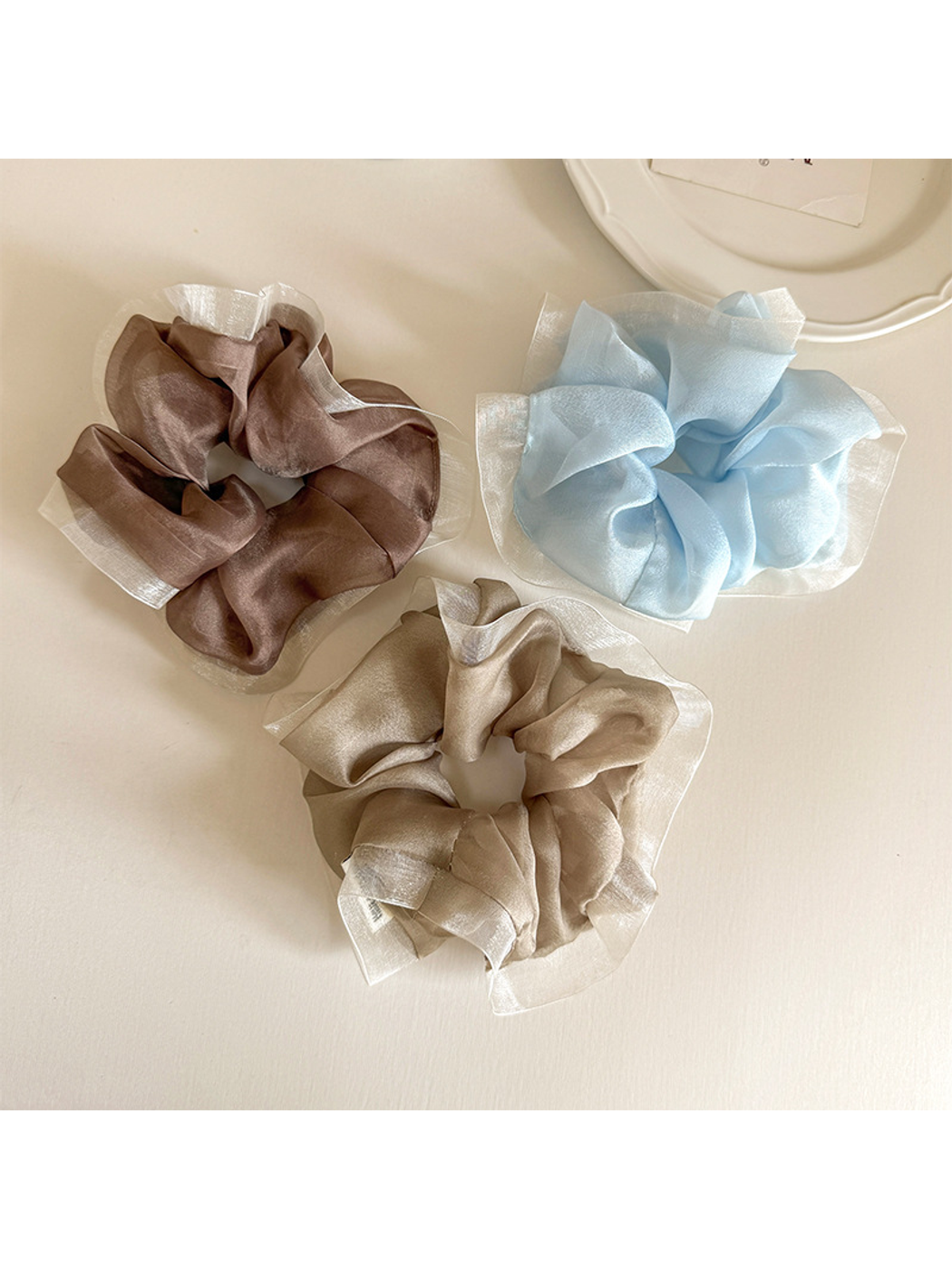 Gifty - Ruffled Minimal Solid Scrunchie