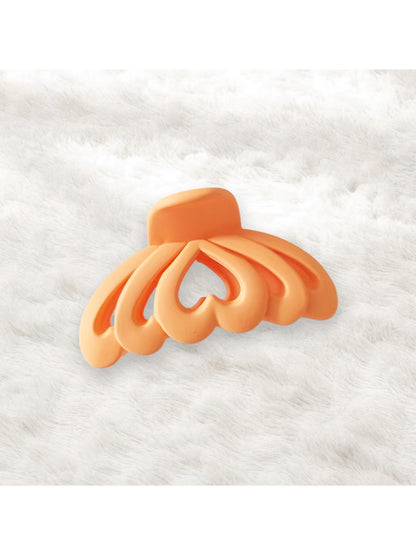 Beau - Layered Heart Cutout Everyday Style Claw Clip